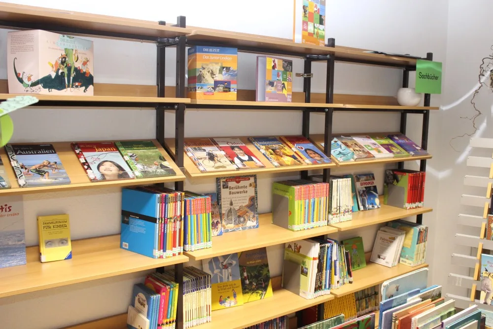 Schulbücherei Foto 3